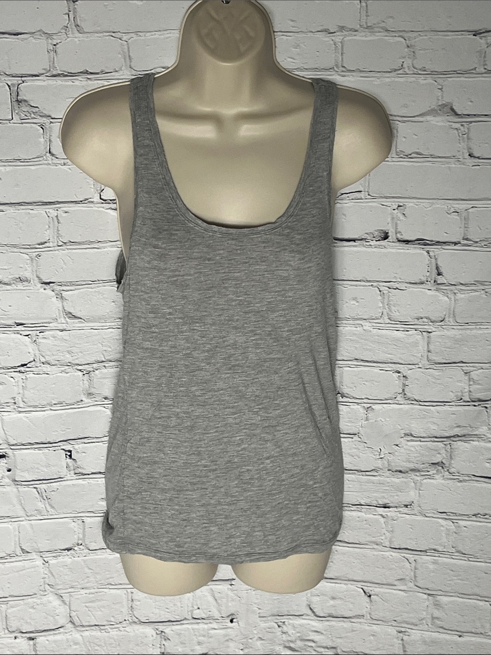 Nordstrom Gray Scoop Neck Tank